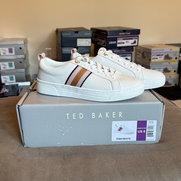 NIB Ted Baker Reese Lace-Up Leather Sneakers - Picture 2 of 7